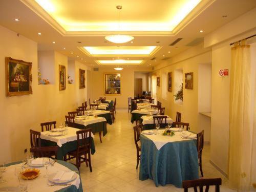 Assisi Garden Hotel Exterior photo