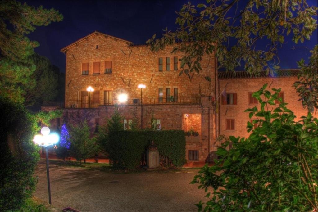 Assisi Garden Hotel Exterior photo