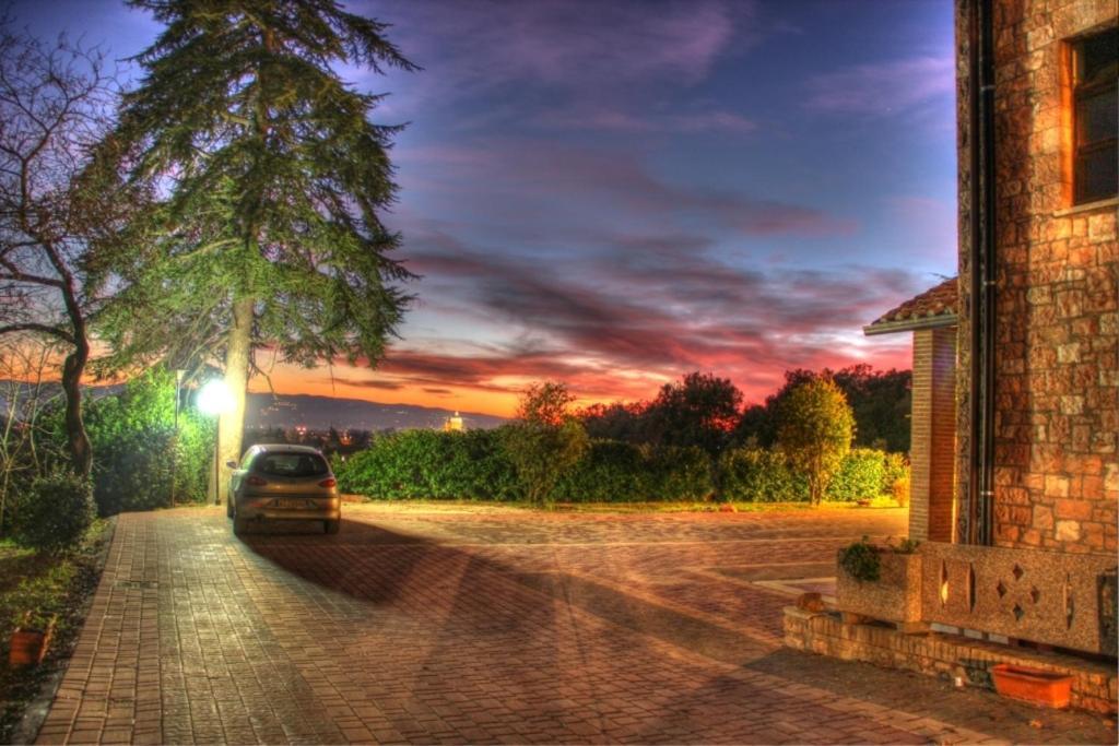 Assisi Garden Hotel Exterior photo