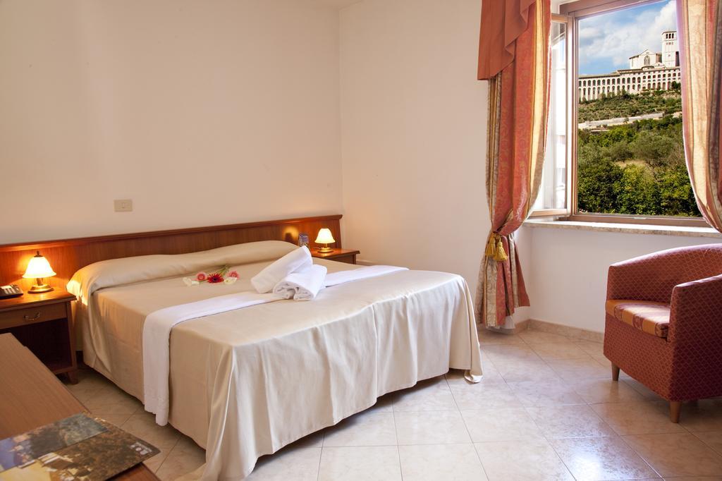 Assisi Garden Hotel Exterior photo