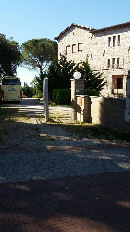 Assisi Garden Hotel Exterior photo